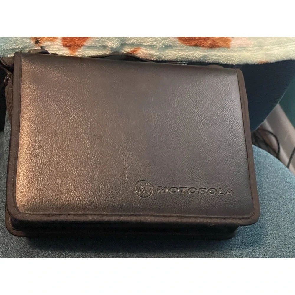 Vintage Motorola Cell Mobile Car Phone Bundle Bag Case , It Powers On